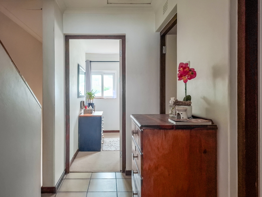 3 Bedroom Property for Sale in Costa Sarda Western Cape